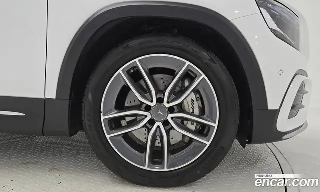 Mercedes-Benz GLB-Class 2025 2.0 автомат (гидро), миниатюра 5 Mercedes-Benz GLB-Class 2025 2.0 автомат (гидро), миниатюра 5