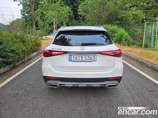 Mercedes-Benz GLC-Class 2024 2.0 автомат (гидро), миниатюра 3 Mercedes-Benz GLC-Class 2024 2.0 автомат (гидро), миниатюра 3