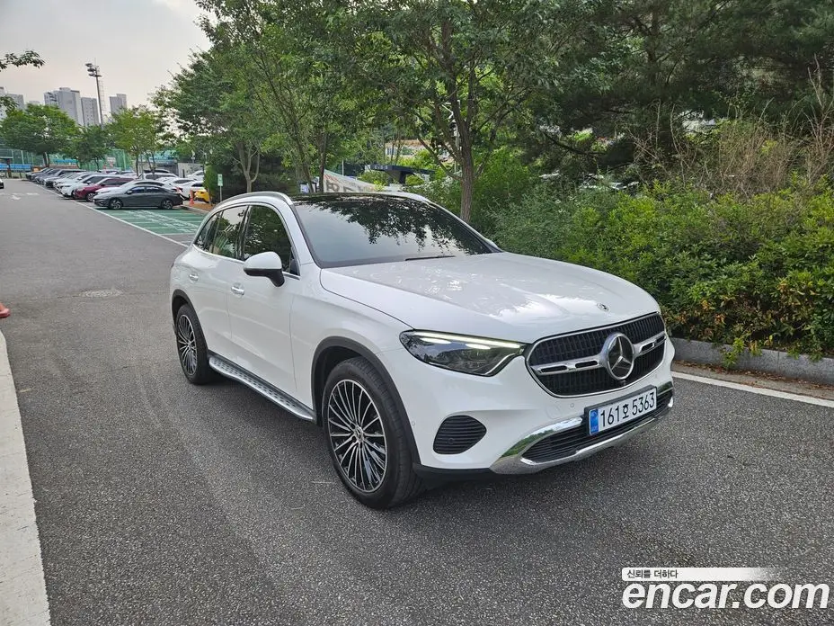 Mercedes-Benz GLC-Class 2024 2.0 автомат (гидро), фото 4 Mercedes-Benz GLC-Class 2024 2.0 автомат (гидро), фото 4