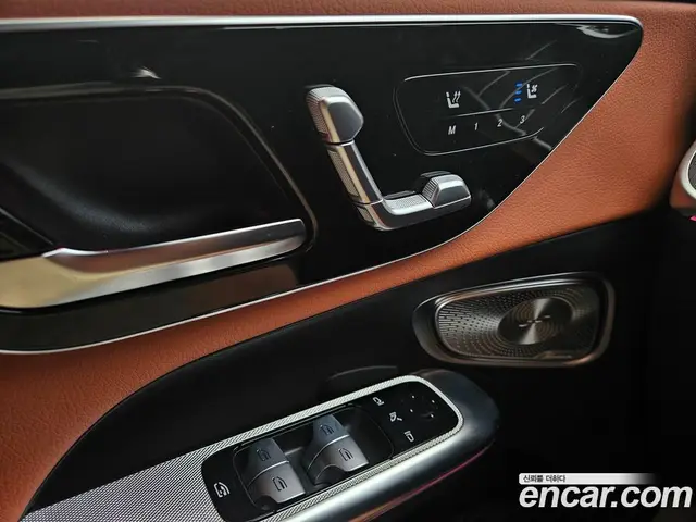 Mercedes-Benz GLC-Class 2024 2.0 автомат (гидро), миниатюра 7 Mercedes-Benz GLC-Class 2024 2.0 автомат (гидро), миниатюра 7