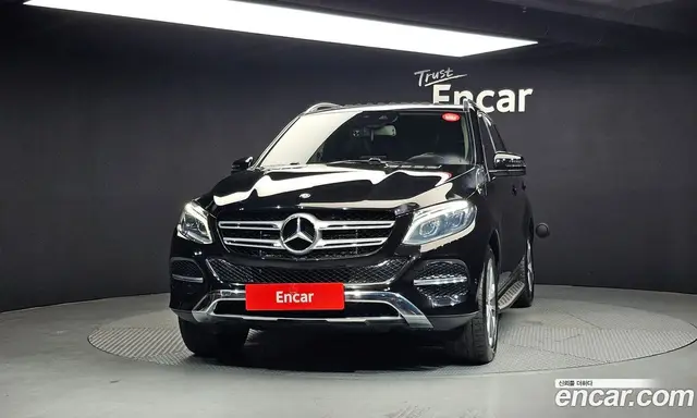 Mercedes-Benz GLE-Class 2016 2.1 автомат (гидро), миниатюра 3