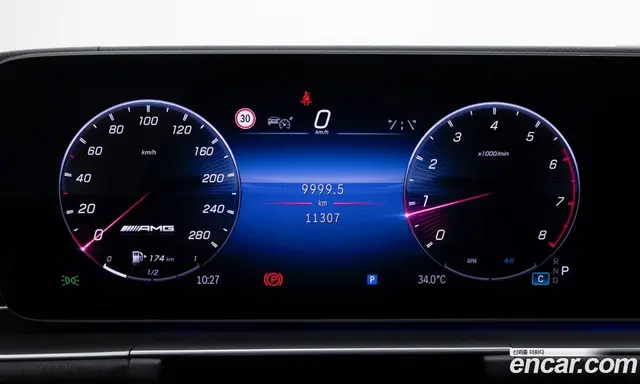 Mercedes-Benz GLE-Class 2025 3.0 автомат (гидро), миниатюра 8