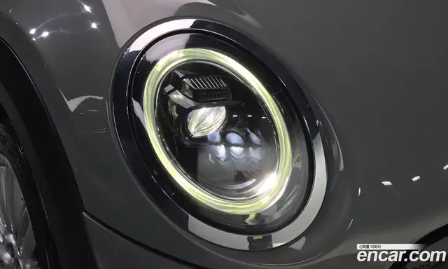 Mini Cooper 2022 1.5 автомат (гидро), миниатюра 8