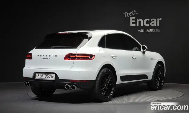 Porsche Macan 2016 3.0 автомат (гидро), миниатюра 2 Porsche Macan 2016 3.0 автомат (гидро), миниатюра 2