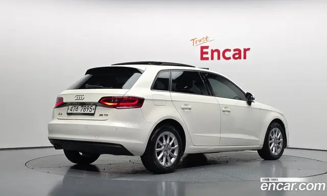 Audi A3 2015 1.6 автомат (гидро), миниатюра 2