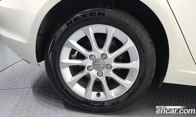 Audi A3 2015 1.6 автомат (гидро), миниатюра 5