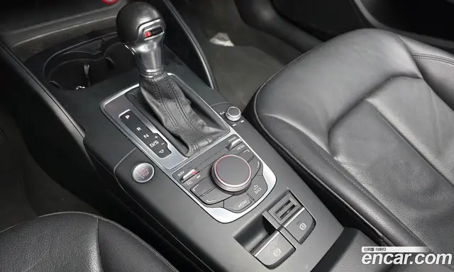 Audi A3 2015 1.6 автомат (гидро), миниатюра 9
