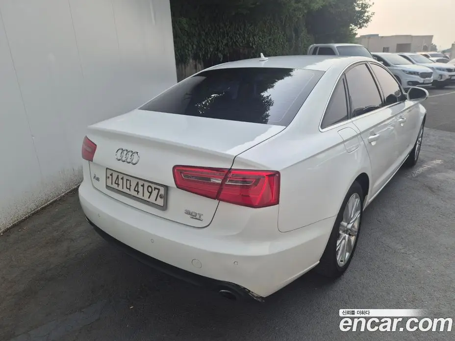 Audi A6 2012 3.0 автомат (гидро), фото 4