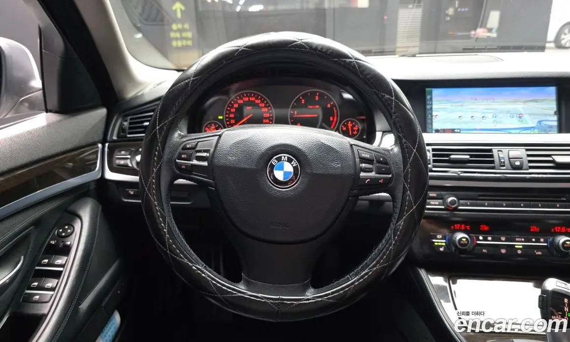 BMW 5 серия 2011 2.0 автомат (гидро), фото 13