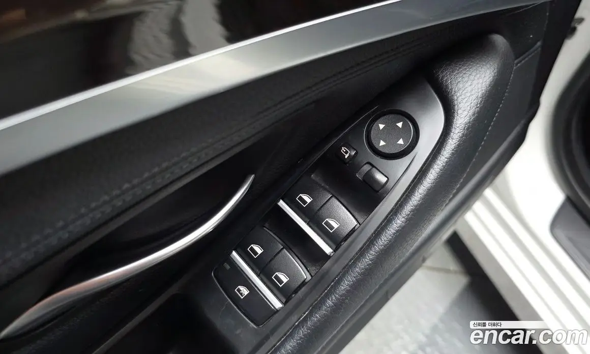 BMW 5 серия 2011 2.0 автомат (гидро), фото 20