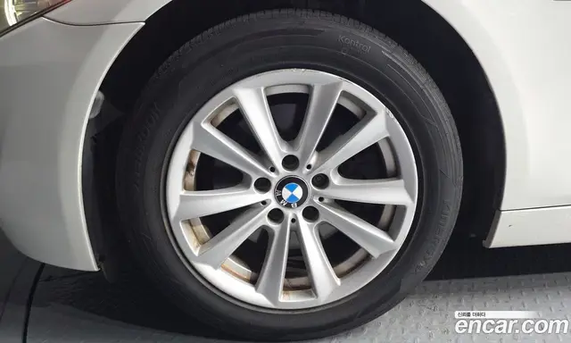 BMW 5 серия 2011 2.0 автомат (гидро), миниатюра 5