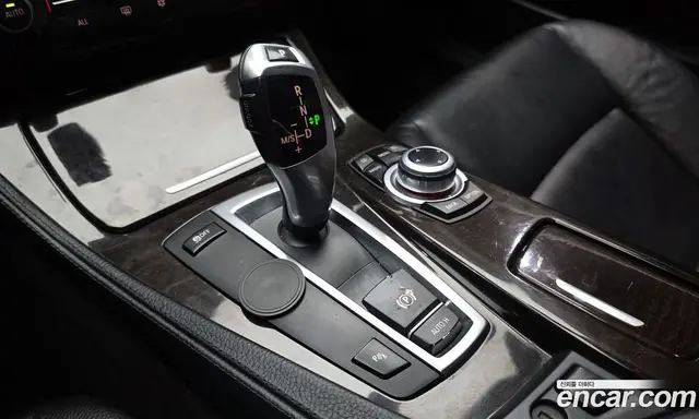 BMW 5 серия 2011 2.0 автомат (гидро), миниатюра 9