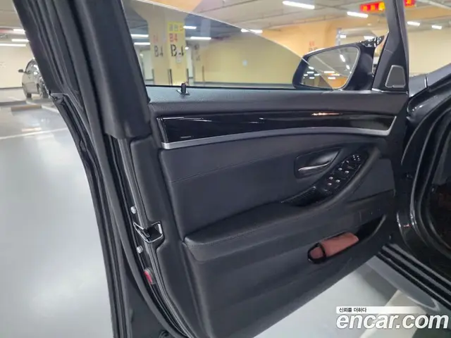 BMW 5 серия 2011 2.0 автомат (гидро), миниатюра 6