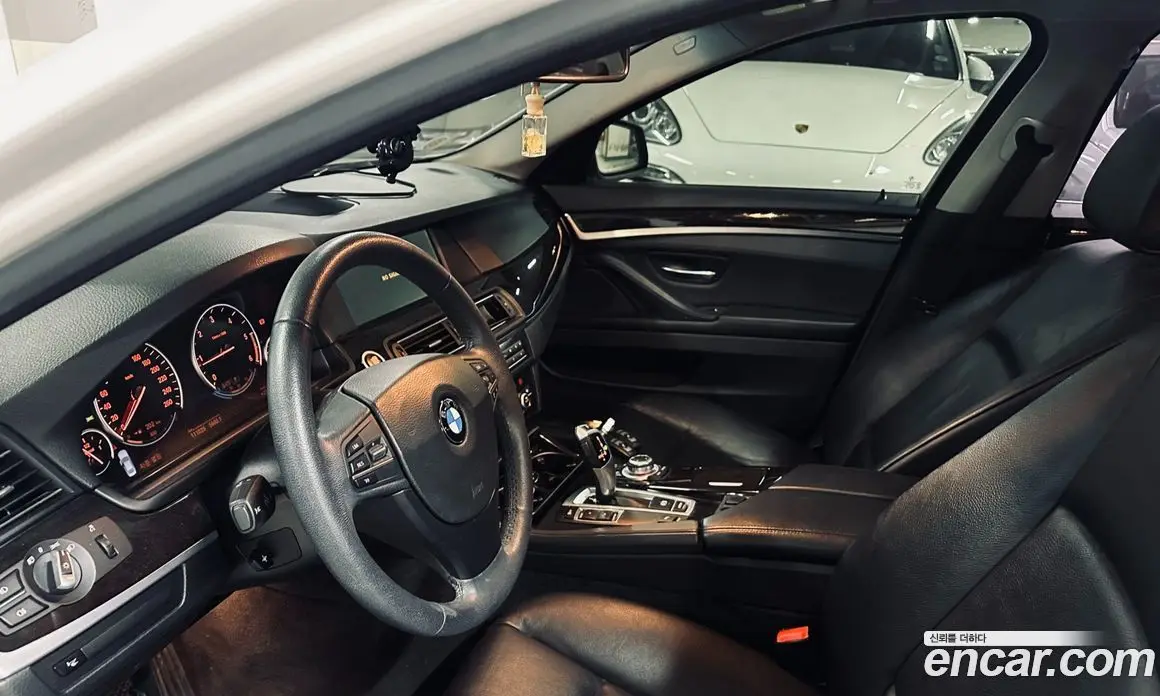 BMW 5 серия 2013 2.0 автомат (гидро), фото 10