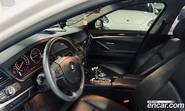 BMW 5 серия 2013 2.0 автомат (гидро), миниатюра 10