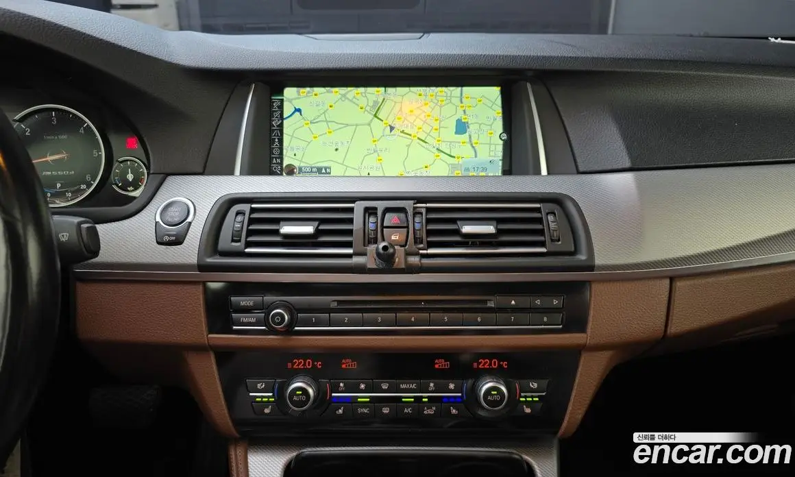 BMW 5 серия 2015 3.0 автомат (гидро), фото 18