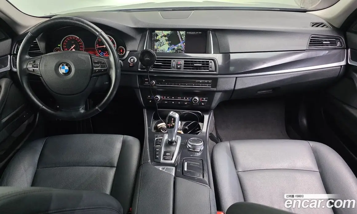 BMW 5 серия 2016 2.0 автомат (гидро), фото 7
