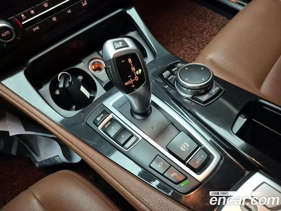 BMW 5 серия 2016 2.0 автомат (гидро), фото 16