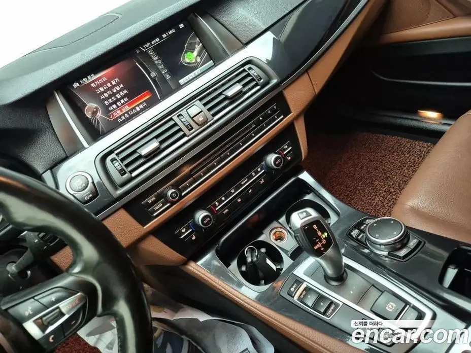 BMW 5 серия 2016 2.0 автомат (гидро), фото 19