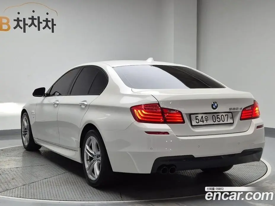 BMW 5 серия 2016 2.0 автомат (гидро), фото 3