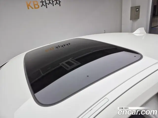 BMW 5 серия 2016 2.0 автомат (гидро), миниатюра 10