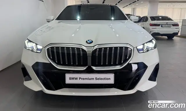 BMW 5 серия 2024 2.0 автомат (гидро), миниатюра 3