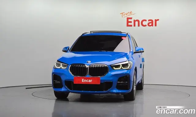 BMW X1 2020 2.0 автомат (гидро), миниатюра 3