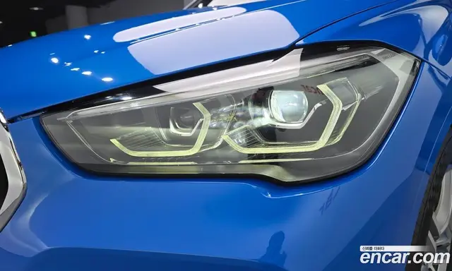BMW X1 2020 2.0 автомат (гидро), миниатюра 8