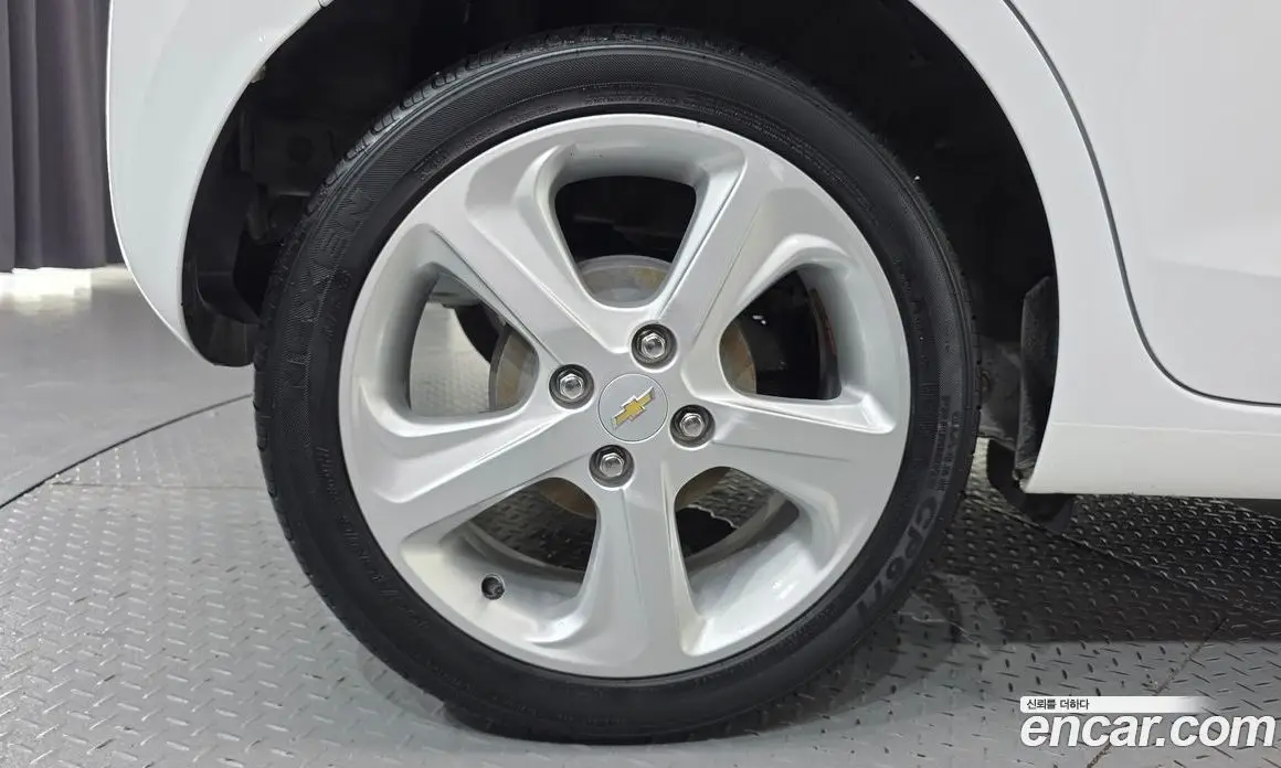 Chevrolet Spark 2016 1.0 автомат (гидро), фото 5