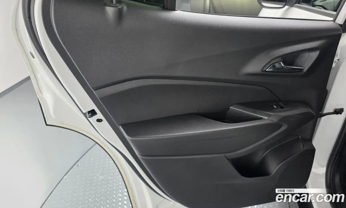 Chevrolet Trax 2024 1.2 автомат (гидро), фото 14