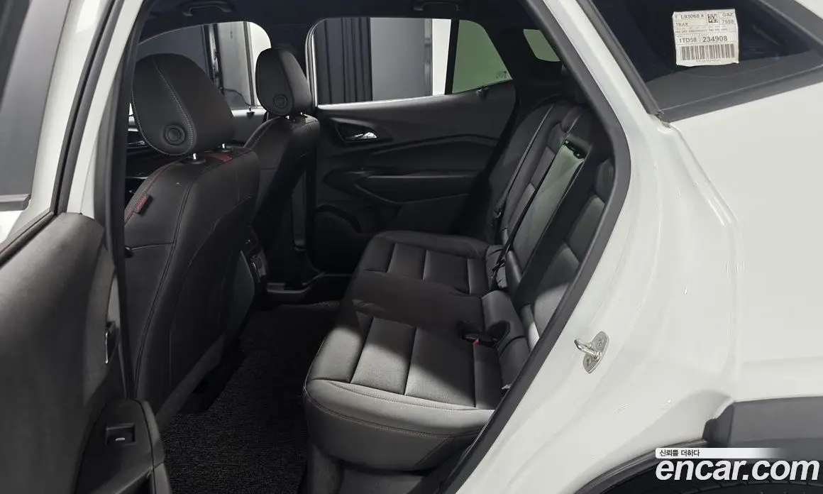 Chevrolet Trax 2024 1.2 автомат (гидро), фото 17