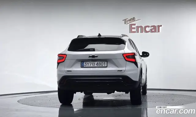 Chevrolet Trax 2024 1.2 автомат (гидро), миниатюра 3