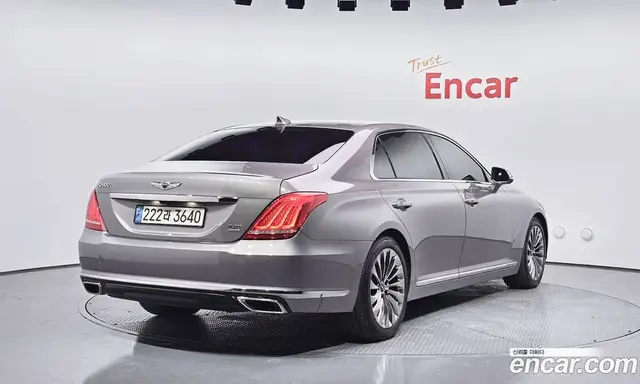 Genesis EQ900 2016 3.3 автомат (гидро), миниатюра 2