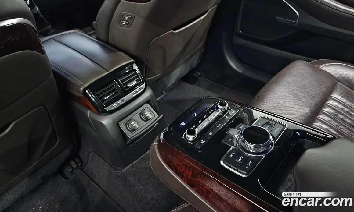 Genesis EQ900 2016 3.3 автомат (гидро), фото 19
