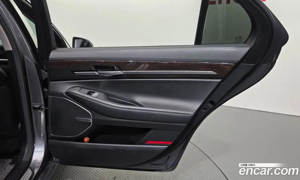 Genesis EQ900 2016 3.8 автомат (гидро), фото 15
