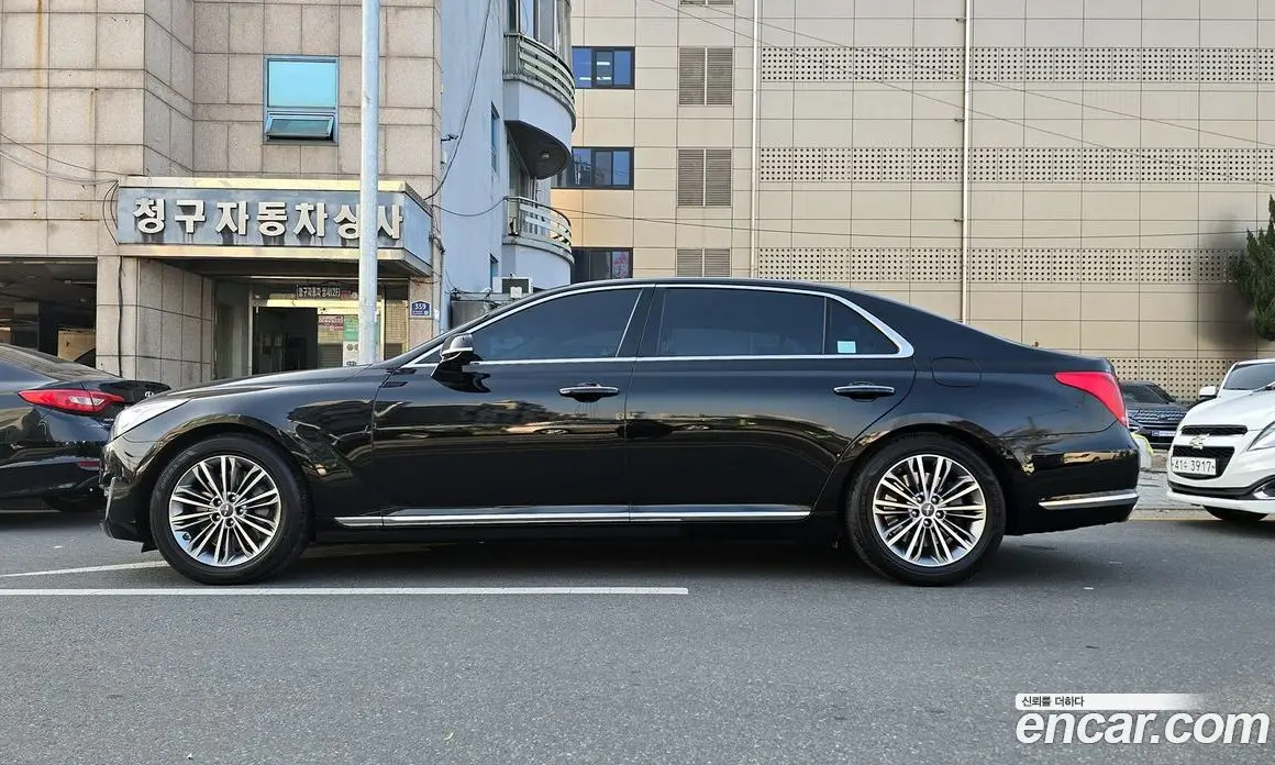 Genesis EQ900 2016 3.8 автомат (гидро), фото 3 Genesis EQ900 2016 3.8 автомат (гидро), фото 3