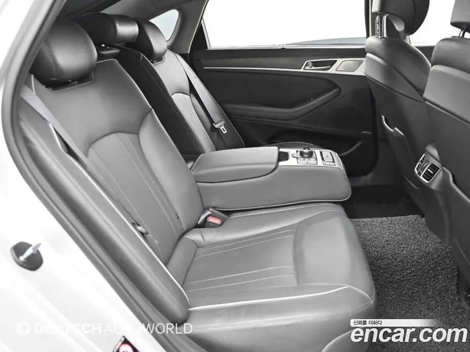 Genesis G80 2016 3.3 автомат (гидро), фото 12 Genesis G80 2016 3.3 автомат (гидро), фото 12