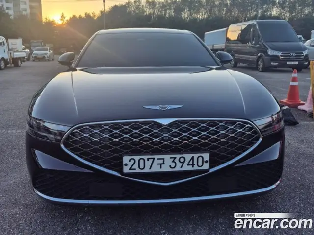 Genesis G90, 2022, 37 500 км