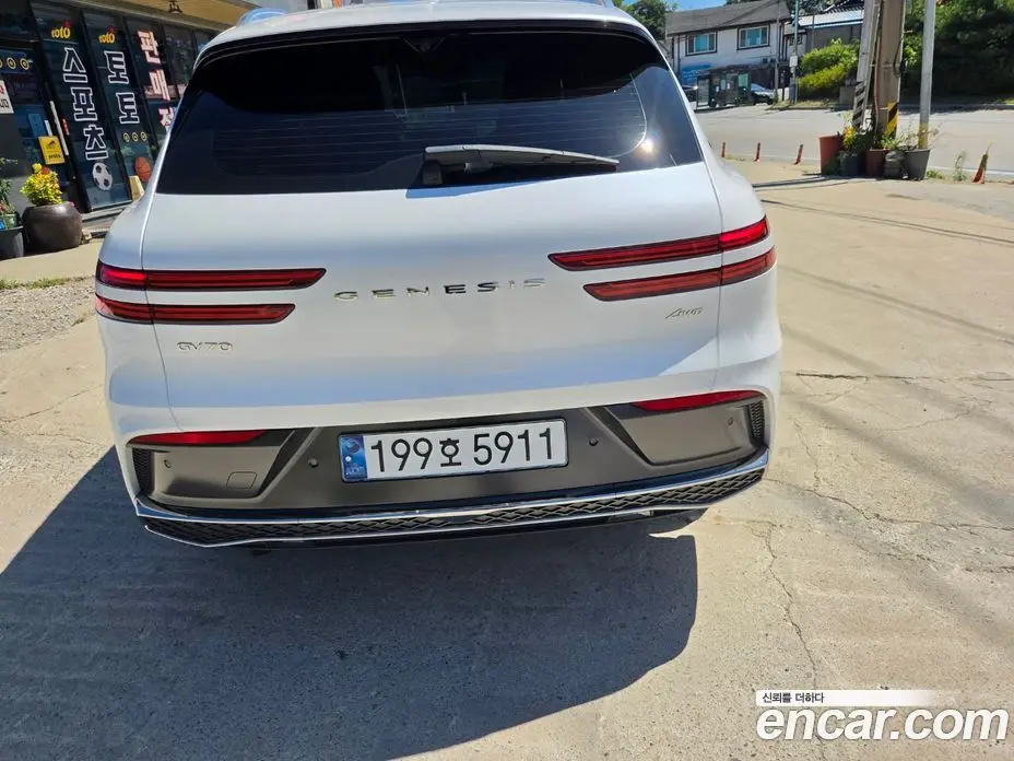 Genesis GV70 2025 2.5 автомат (гидро), фото 4