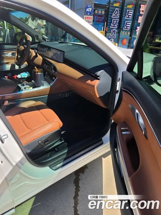 Genesis GV70 2025 2.5 автомат (гидро), миниатюра 6