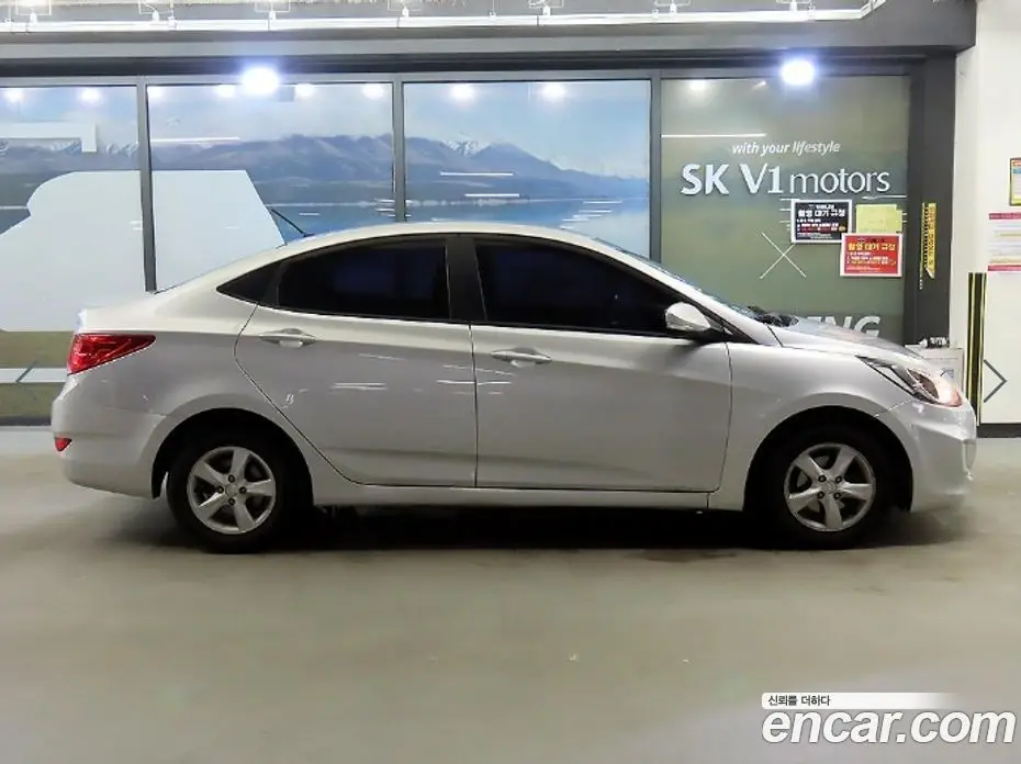 Hyundai Accent 2014 1.6 автомат (гидро), фото 3