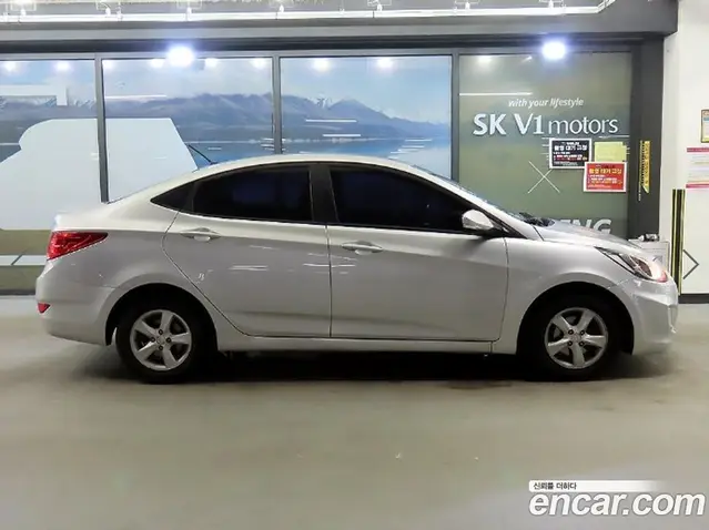 Hyundai Accent 2014 1.6 автомат (гидро), миниатюра 3