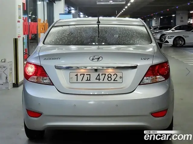 Hyundai Accent 2014 1.6 автомат (гидро), миниатюра 5