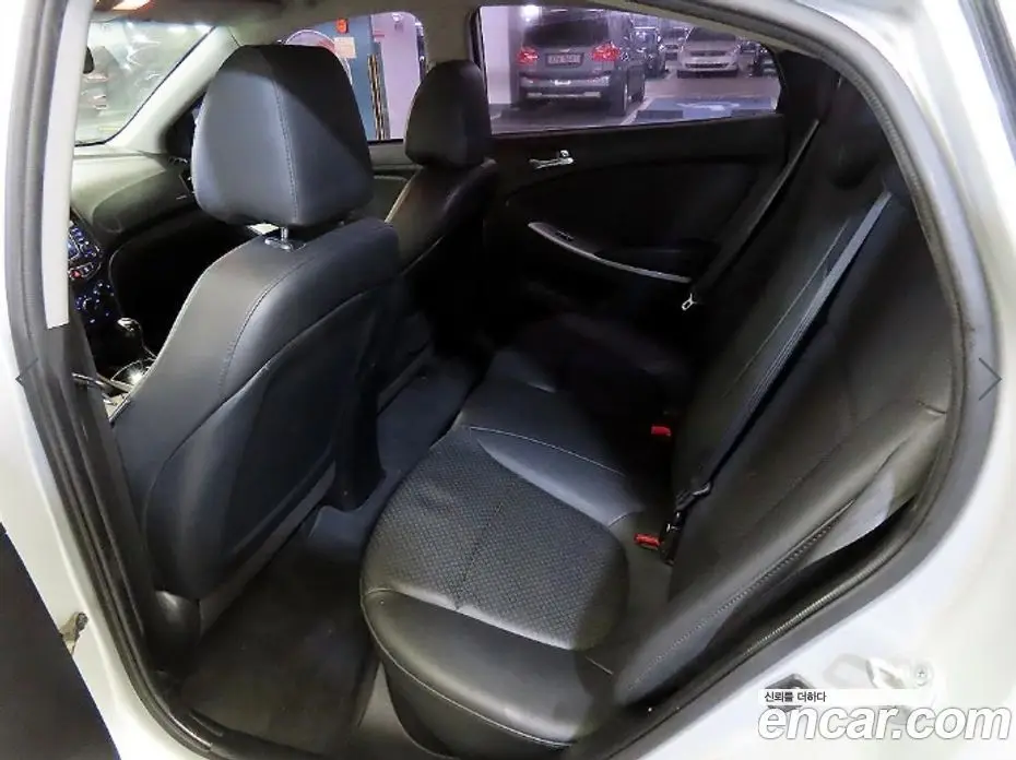 Hyundai Accent 2014 1.6 автомат (гидро), фото 7