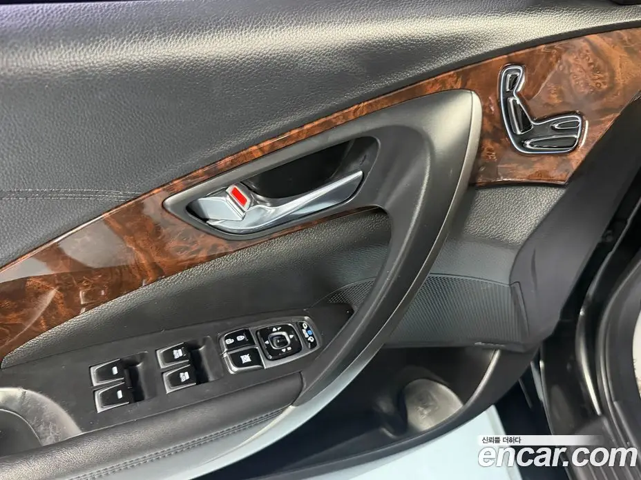 Hyundai Aslan 2015 3.0 автомат (гидро), фото 18