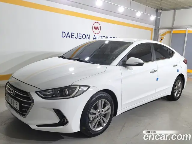 Hyundai Avante, 2016, 67 297 км