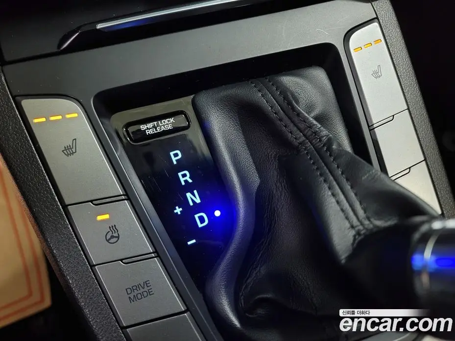 Hyundai Avante 2016 1.6 автомат (гидро), фото 17