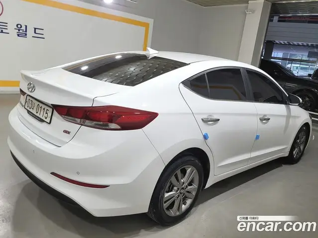 Hyundai Avante 2016 1.6 автомат (гидро), миниатюра 4