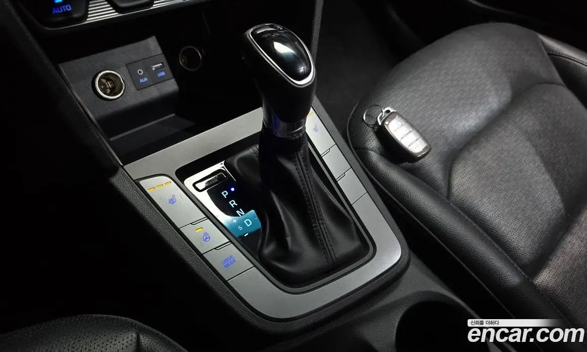 Hyundai Avante 2018 1.6 автомат (гидро), фото 12