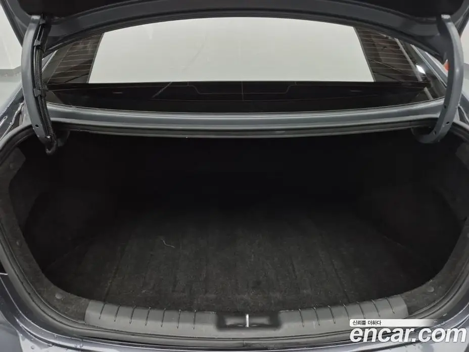 Hyundai Avante 2019 1.6 автомат (гидро), фото 17